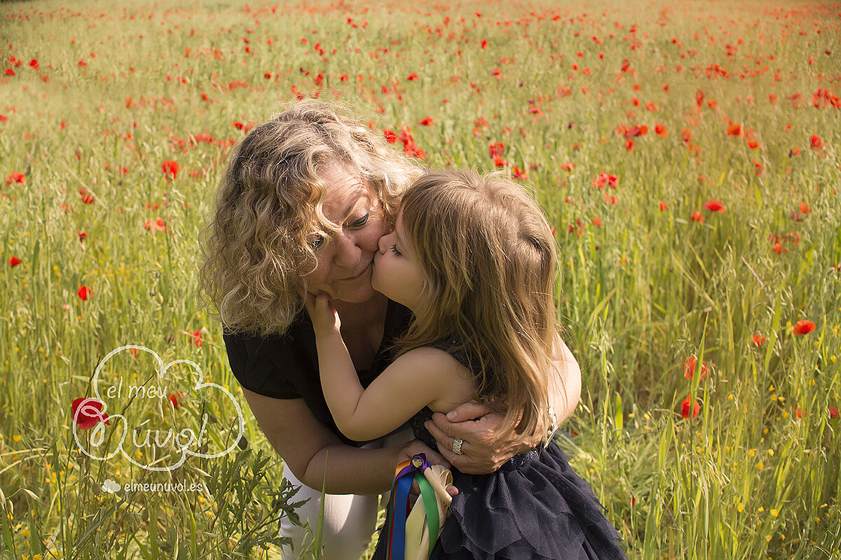 sesión de fotos infantil campo amapolas el meu núvol fotografía igualada barcelona00020