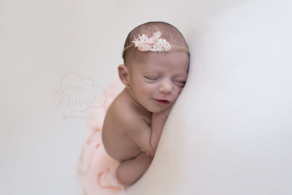 fotografía de recién nacido en igualada barcelona el meu núvol fotógrafo infantil newborn familiar bebés00013