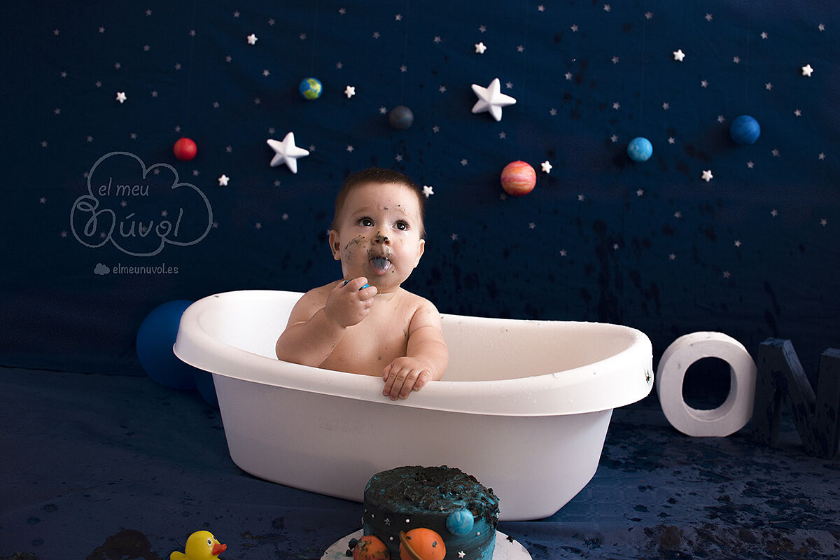 fotografía smash the cake planetas espacio en estudio igualada barcelona el meu núvol fotógrafo newborn bebés infantil00042