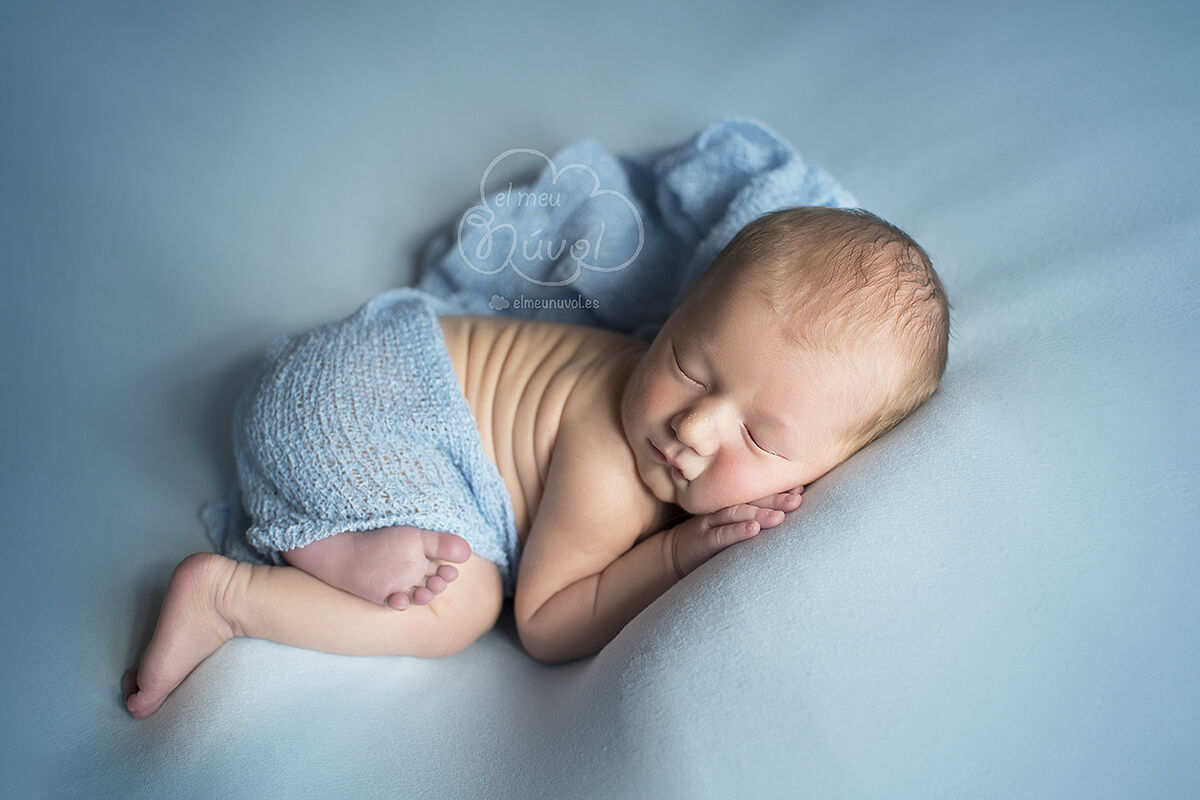 fotografía de recién nacido a domicilio igualada barcelona el meu núvol fotógrafa newborn infantil bebé nounat00004
