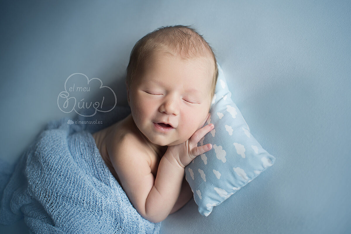 fotografía de recién nacido a domicilio fotógrafo igualada barcelona el meu núvol fotógrafo newborn infantil bebé nounat00009