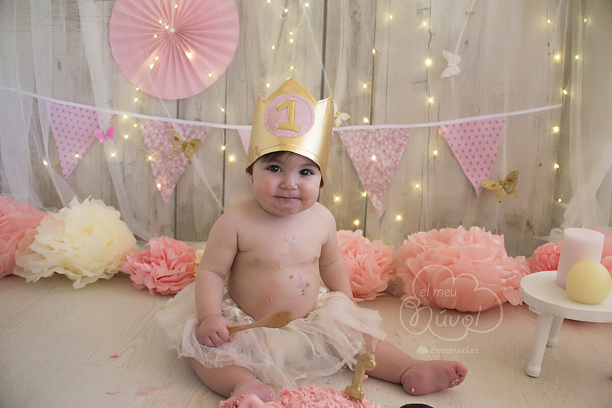 fotografía smash the cake en igualada barcelona rosa palo el meu núvol fotógrafo newborn infantil igualada00031