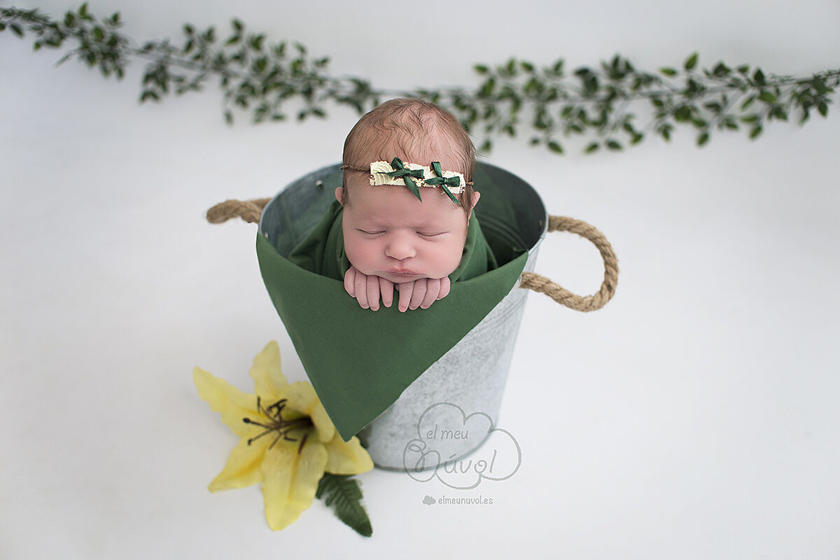 fotografía de recién nacido en igualada barcelona el meu núvol fotógrafo newborn infantil bebé nounat00024