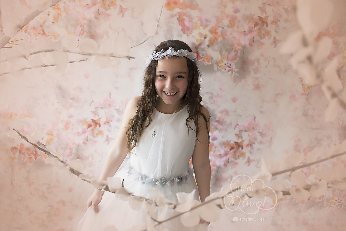 fotografía de comunión en igualada barcelona estudio de luz natural el meu núvol fotógrafa newborn infantil familiar00001