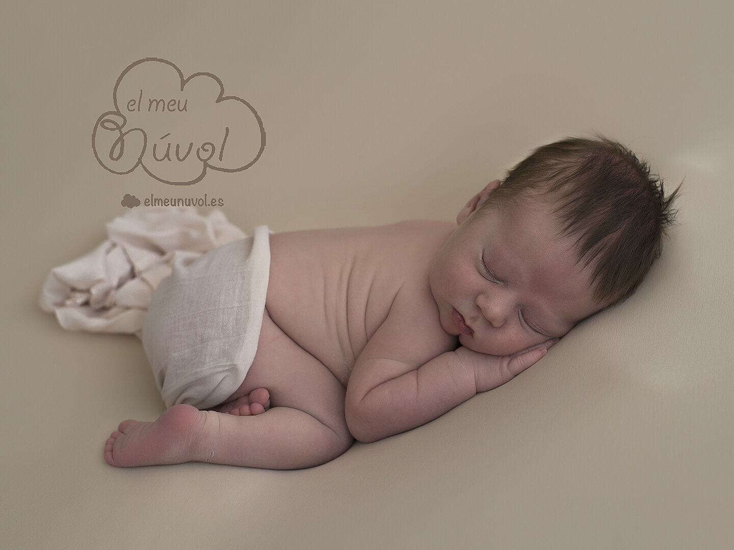 FOTOGRAFO_NEWBORN_IGUALADA_BARCELONA_FOTOS_RECIEN_NACIDO_EL_MEU_NUVOL_FOTOGRAFIA_EMBARAZO_FAMILIA_NOUNAT_NADO_BEBE_00006