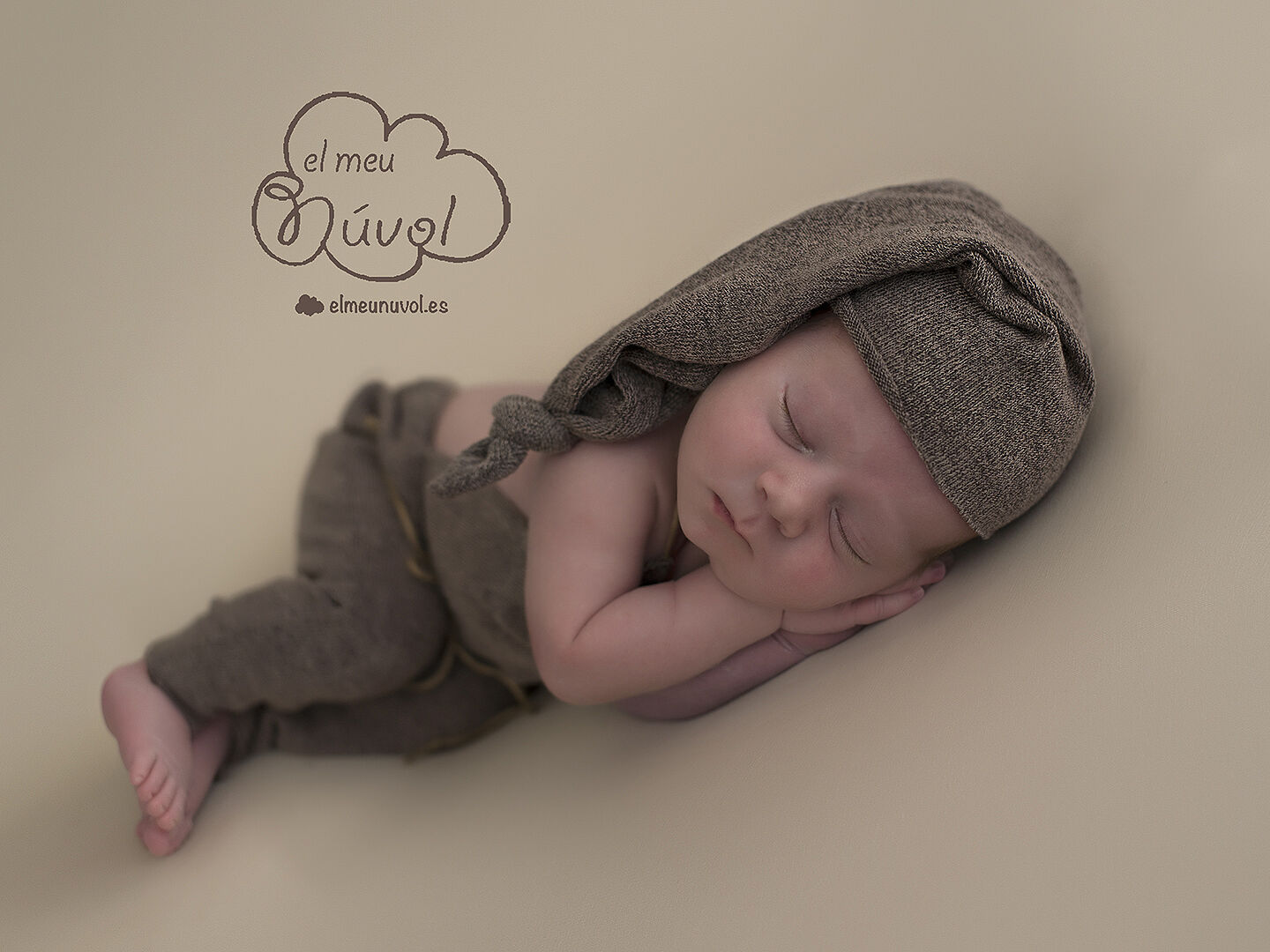 FOTOGRAFO_NEWBORN_IGUALADA_BARCELONA_FOTOS_RECIEN_NACIDO_EL_MEU_NUVOL_FOTOGRAFIA_EMBARAZO_FAMILIA_NOUNAT_NADO_BEBE_00013