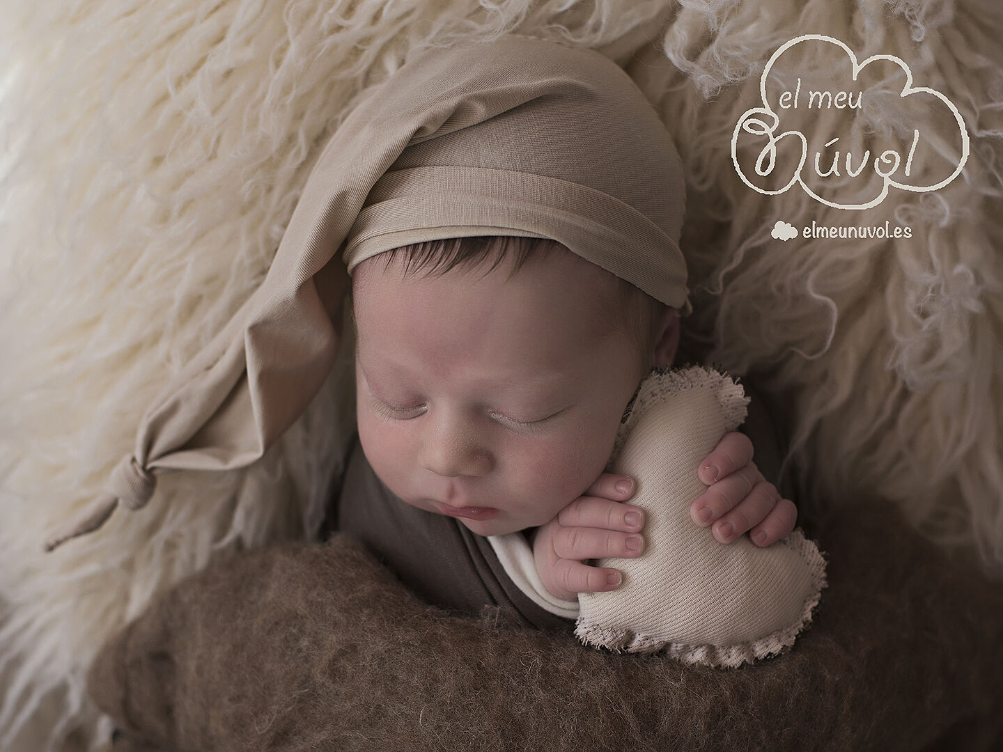 FOTOGRAFO_NEWBORN_IGUALADA_BARCELONA_FOTOS_RECIEN_NACIDO_EL_MEU_NUVOL_FOTOGRAFIA_EMBARAZO_FAMILIA_NOUNAT_NADO_BEBE_00023