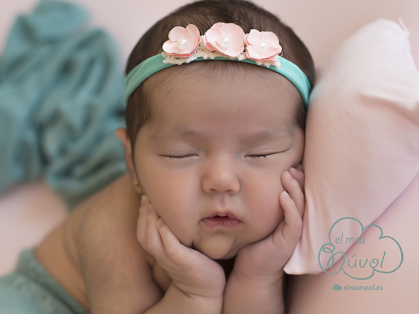 FOTOGRAFO_NEWBORN_IGUALADA_BARCELONA_FOTOS_RECIEN_NACIDO_EL_MEU_NUVOL_FOTOGRAFIA_EMBARAZO_FAMILIA_NOUNAT_NADO_BEBE_00007