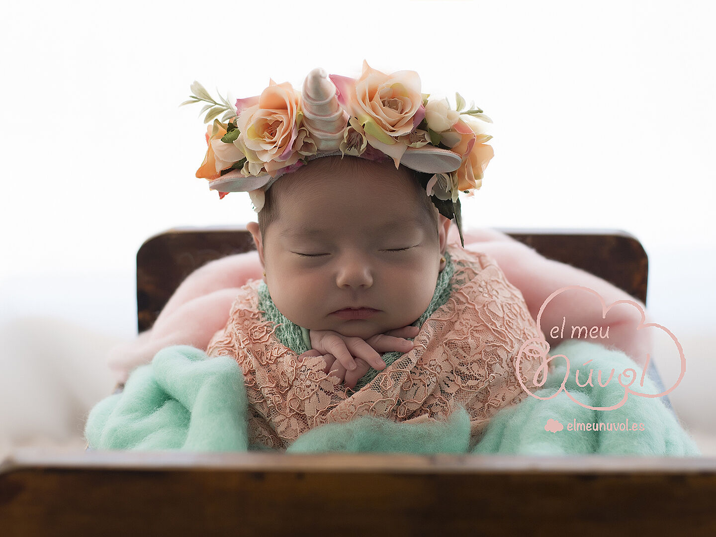 FOTOGRAFO_NEWBORN_IGUALADA_BARCELONA_FOTOS_RECIEN_NACIDO_EL_MEU_NUVOL_FOTOGRAFIA_EMBARAZO_FAMILIA_NOUNAT_NADO_BEBE_00020