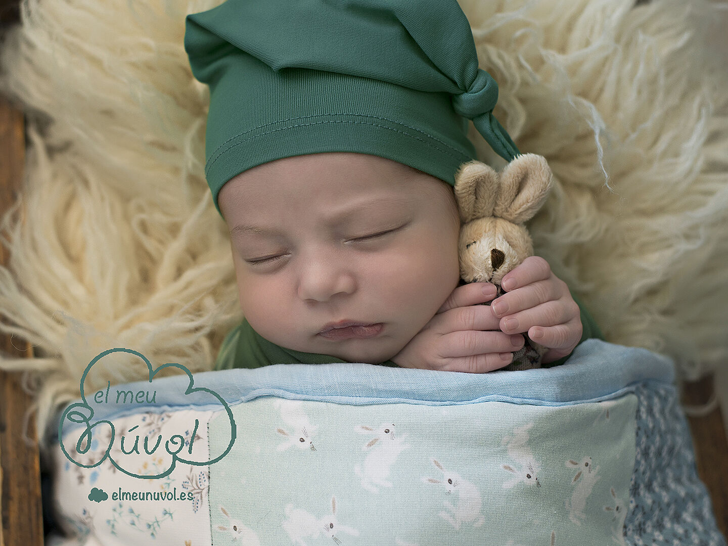 FOTOGRAFO-NEWBORN-BEBES-IGUALADA-BARCELONA-REPORTAJE-RECIEN-NACIDO-ANOIA-VILAFRANCA-MANRESA-EMBARAZO-NOUNAT-EL-MEU-NUVOL-FOTOGRAFIA-NADO-INFANTIL-00081