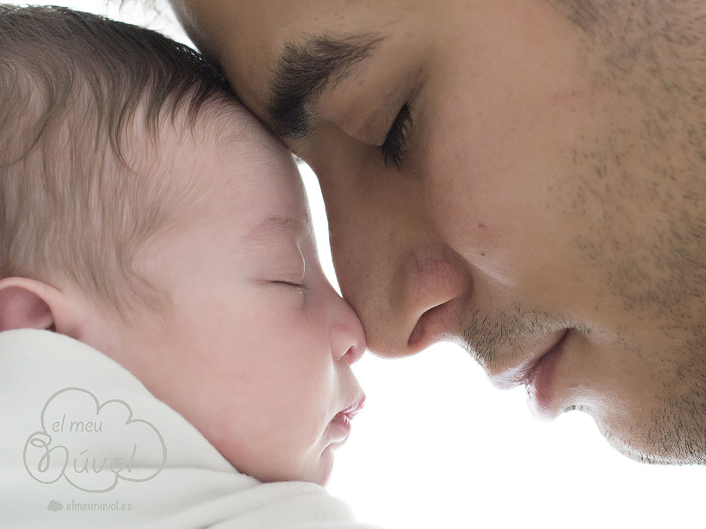 FOTOGRAFO_NEWBORN_BEBE_IGUALADA_BARCELONA_FOTOS_EL_MEU_NUVOL_FOTOGRAFIA_RECIEN_NACIDO_INFANTIL_EMBARAZO_FAMILIA_NOUNAT_NADO_00043