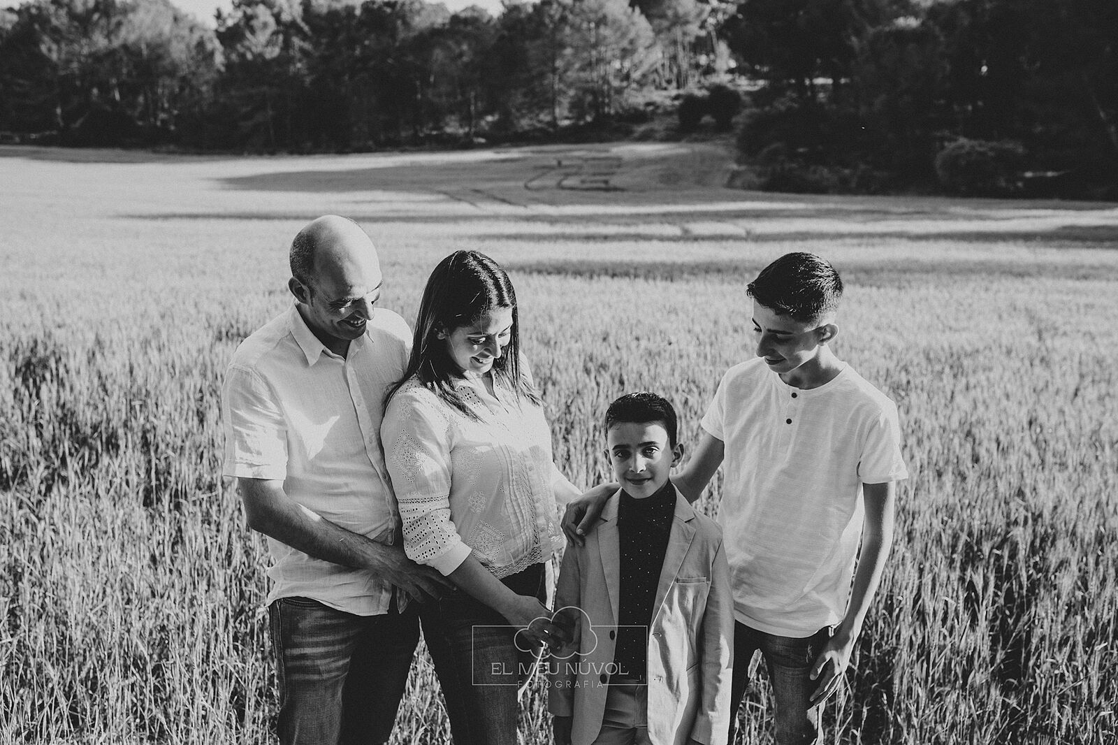 elmeunúvol.es - sesion-familia-igualada-barcelona-el-meu-nuvol-fotografia-familiar-ts20250526084838973552.jpg