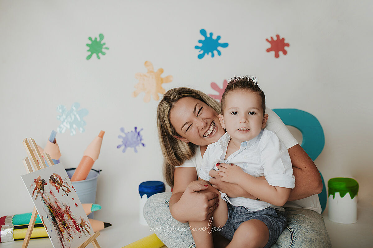 sesion smash paint en igualada el meu nuvol fotografia de cumpleaños infantil familiar00011