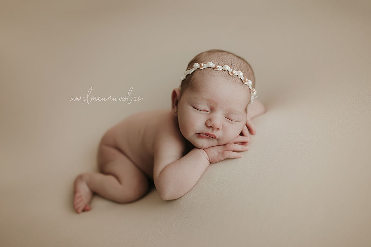 elmeunúvol.es - sesion-de-recie-n-nacido-en-igualada-el-meu-nuvol-fotografia-newborn-familiar00004-ts20250729191633211937.jpg