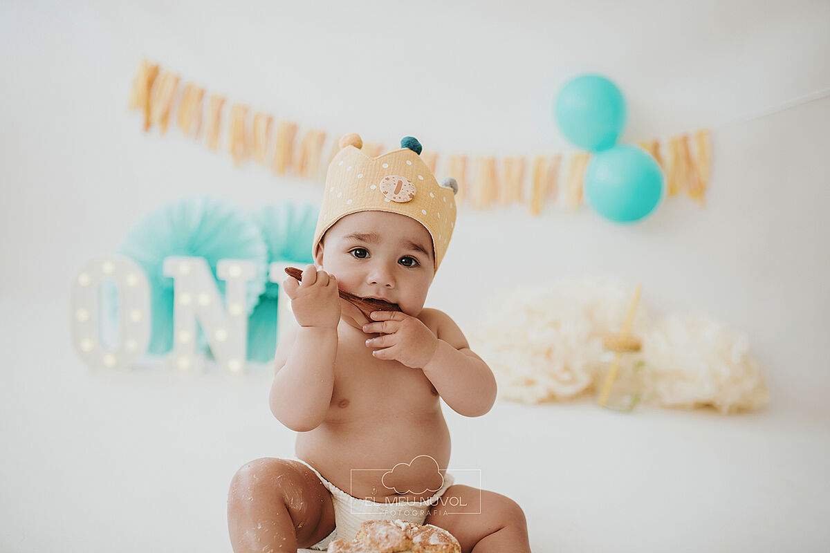 sessió smash cake a igualada barcelona el meu nuvol fotografia infantil00015