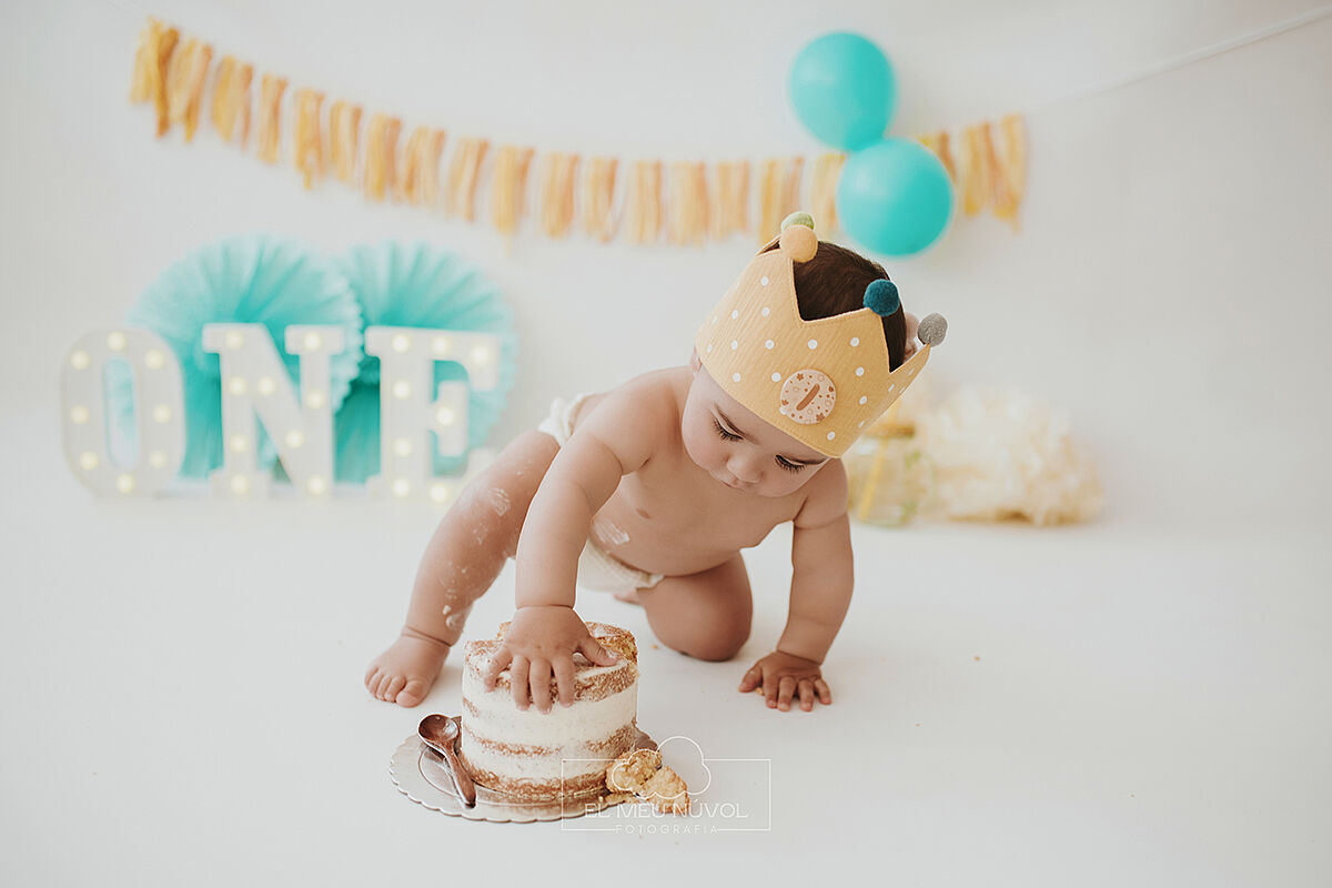 sessió smash cake a igualada barcelona el meu nuvol fotografia infantil00017