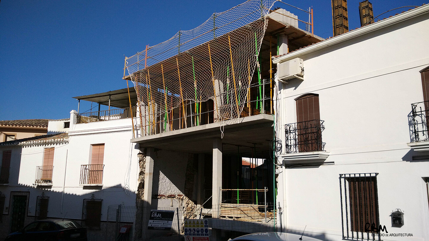 1712_03-vivienda-cuevas-de-san-marcos-arquitecto-raul-benitez