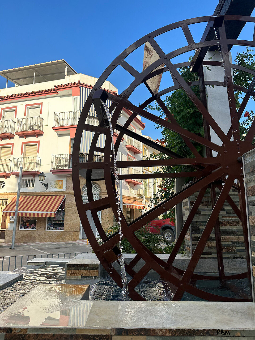 2018_13-rotonda-cuevas-de-san-marcos-arquitecto-raul-benitez