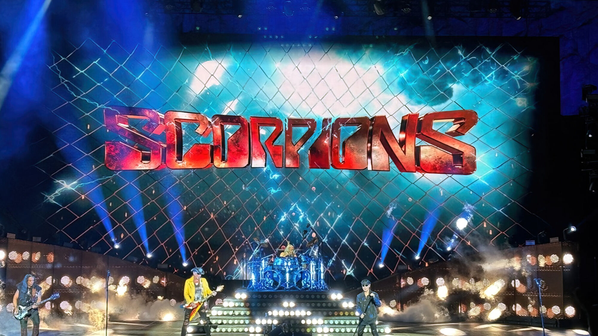 ROCK YOU LIKE A HURRICANE: SCORPIONS INCENDIA STARLITE OCCIDENT