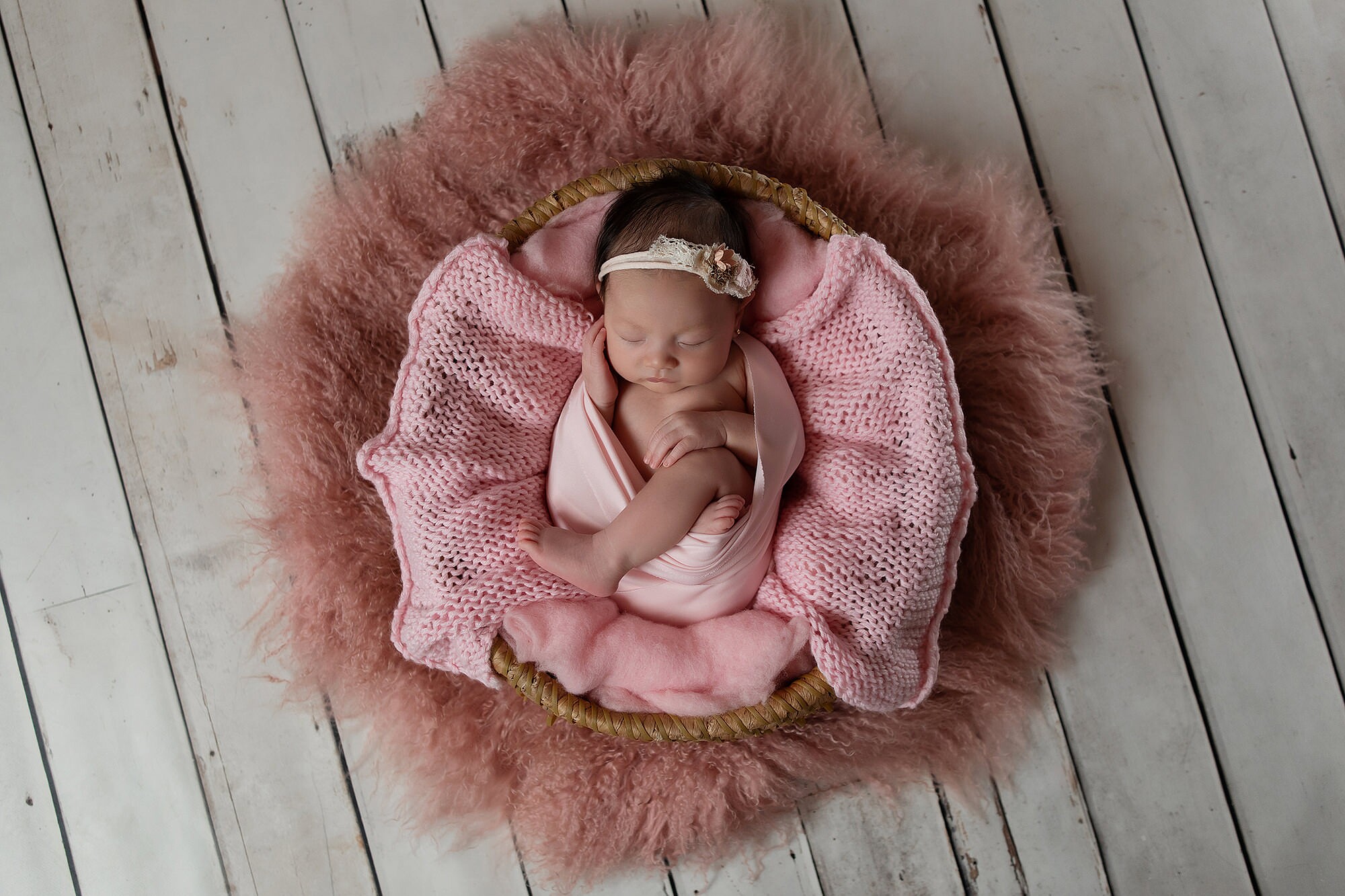 13-fotos-fotografo-newborn-bebes-barcelona-girona-molnis-rei-davinia-torres-recien-nacido-nounat-familia-embarazo-platja-aro