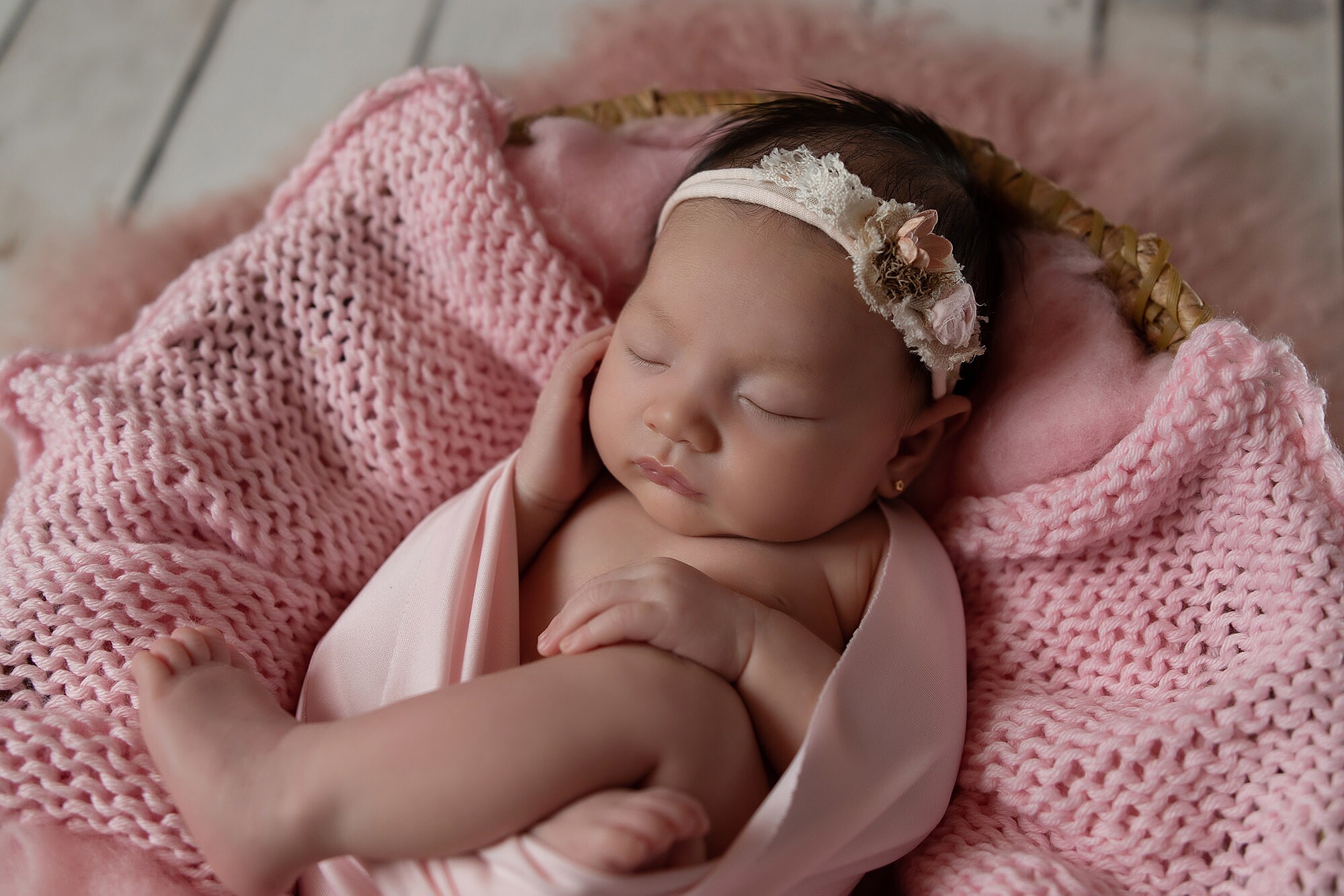 14-fotos-fotografo-newborn-bebes-barcelona-girona-molnis-rei-davinia-torres-recien-nacido-nounat-familia-embarazo-platja-aro