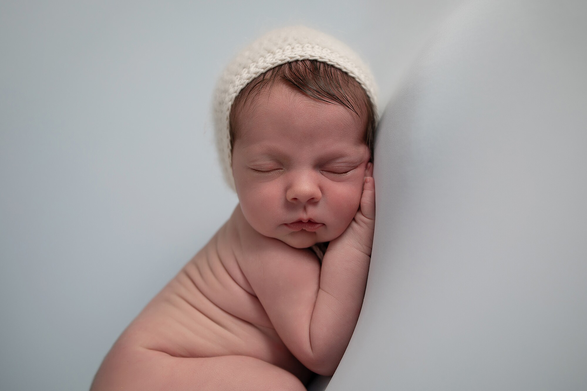 07-fotos-fotografo-newborn-bebes-barcelona-girona-molnis-rei-davinia-torres-recien-nacido-nounat-familia-embarazo-sant-feliu-guixols