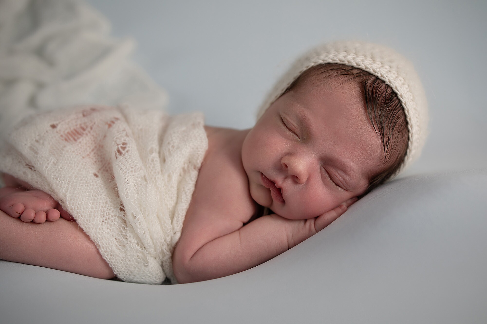 09-fotos-fotografo-newborn-bebes-barcelona-girona-molnis-rei-davinia-torres-recien-nacido-nounat-familia-embarazo-sant-feliu-guixols