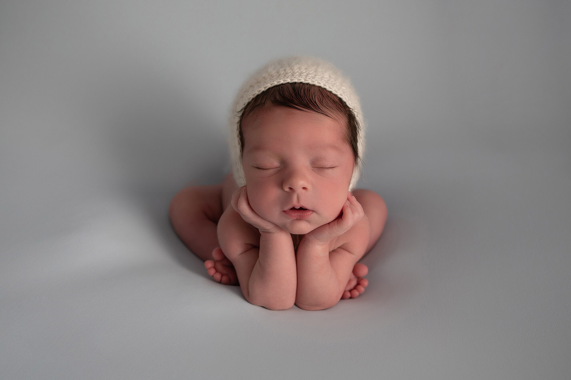 12-fotos-fotografo-newborn-bebes-barcelona-girona-molnis-rei-davinia-torres-recien-nacido-nounat-familia-embarazo-sant-feliu-guixols