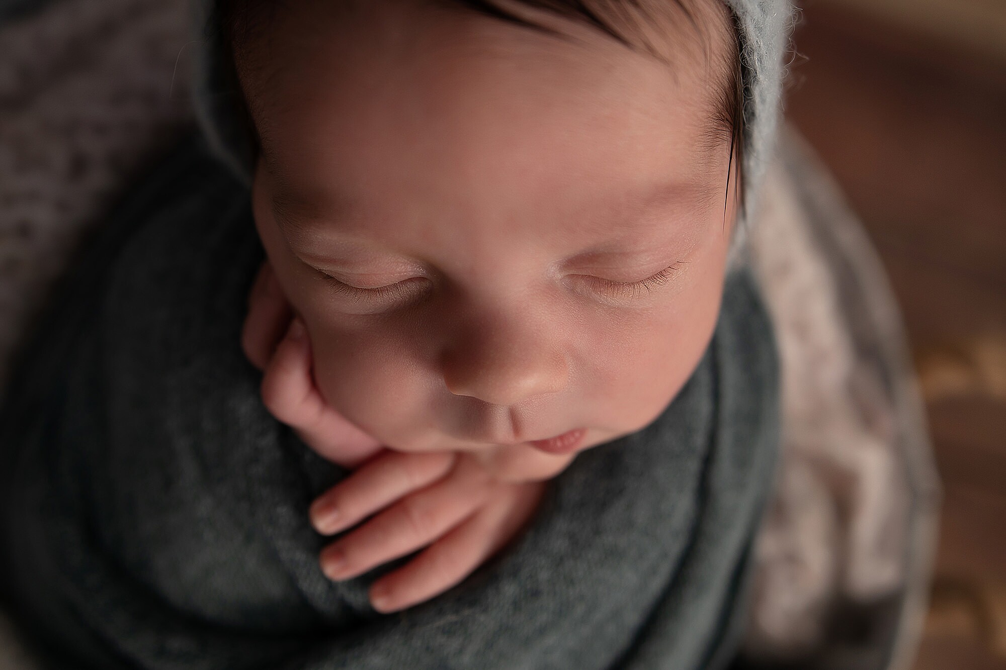 16-fotos-fotografo-newborn-bebes-barcelona-girona-molnis-rei-davinia-torres-recien-nacido-nounat-familia-embarazo-sant-feliu-guixols