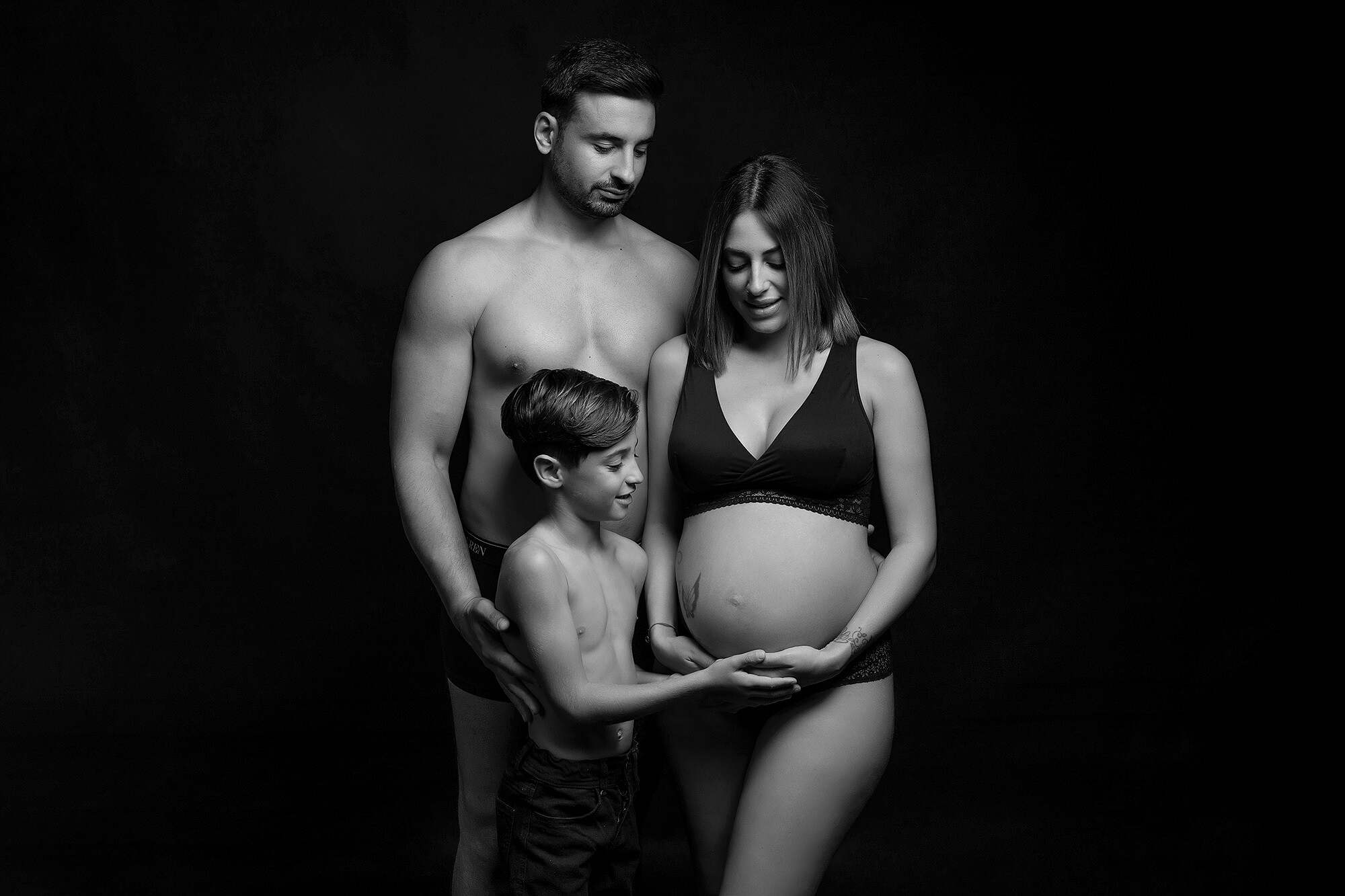 12-fotos-fotografo-embarazo-embarazadas-bebes-barcelona-girona-molnis-rei-davinia-torres-newborn-recien-nacido-nounat-sant-feliu-guixols