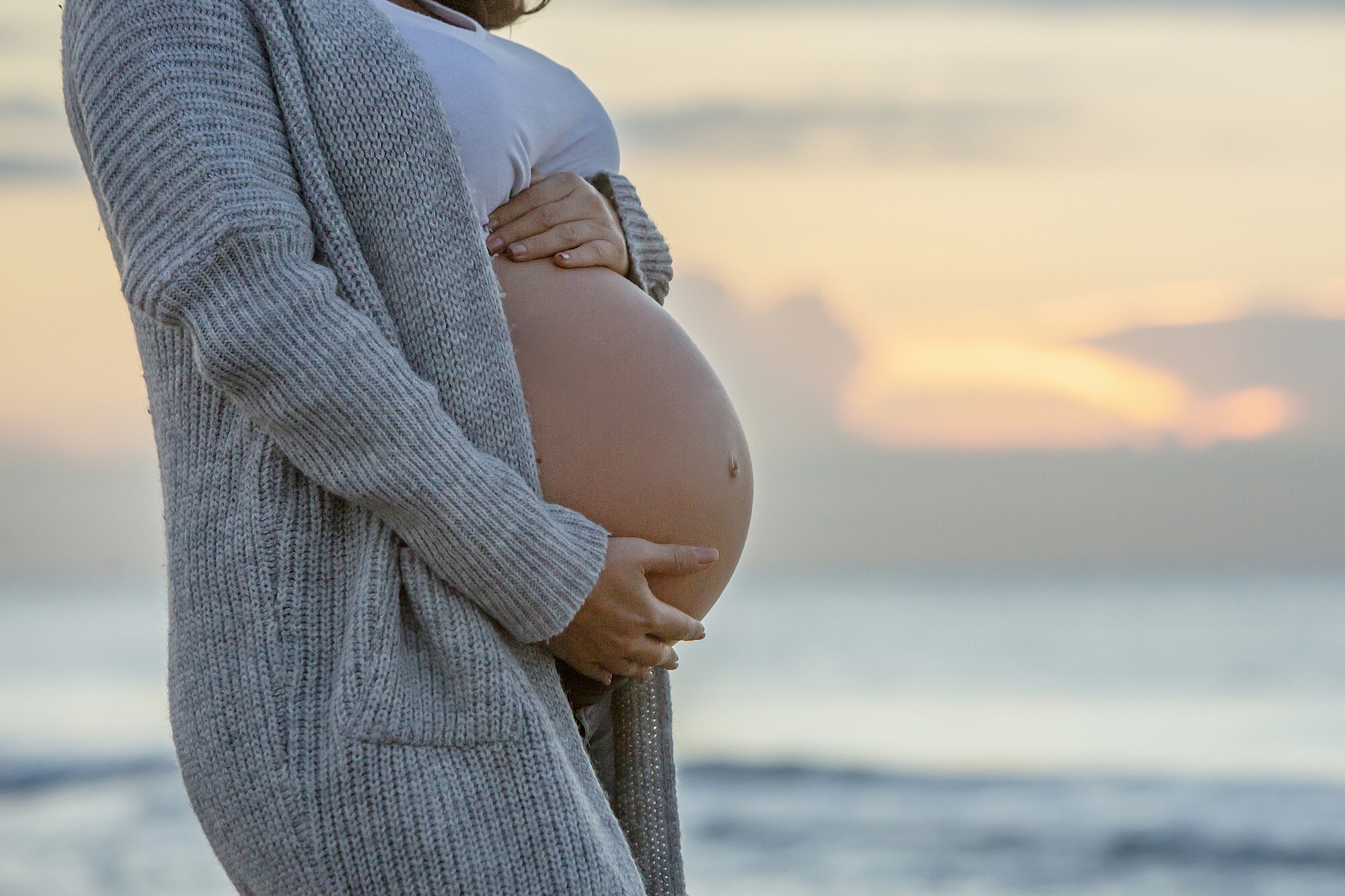 fotos-fotografo-fotografias-embarazo-embarazadas-embaras-barcelona-girona-molins-rei-sant-feliu-guixols-003