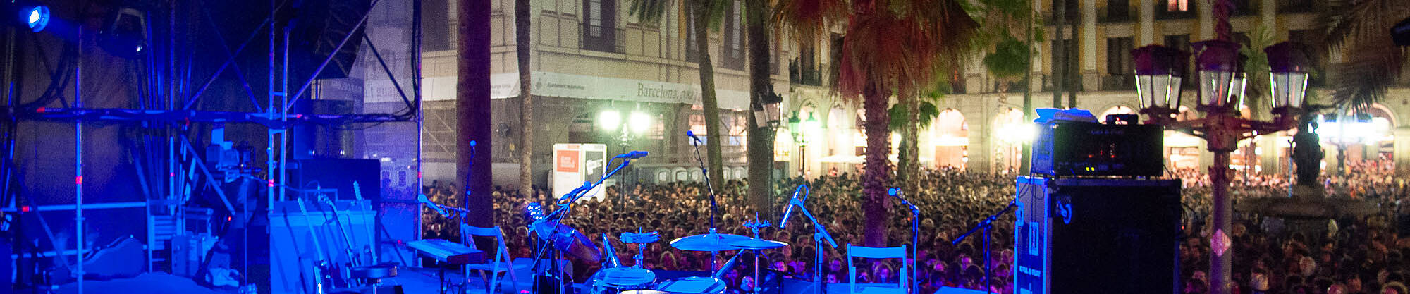 Mishima en Plaça Reial (BCN) Sept 2010