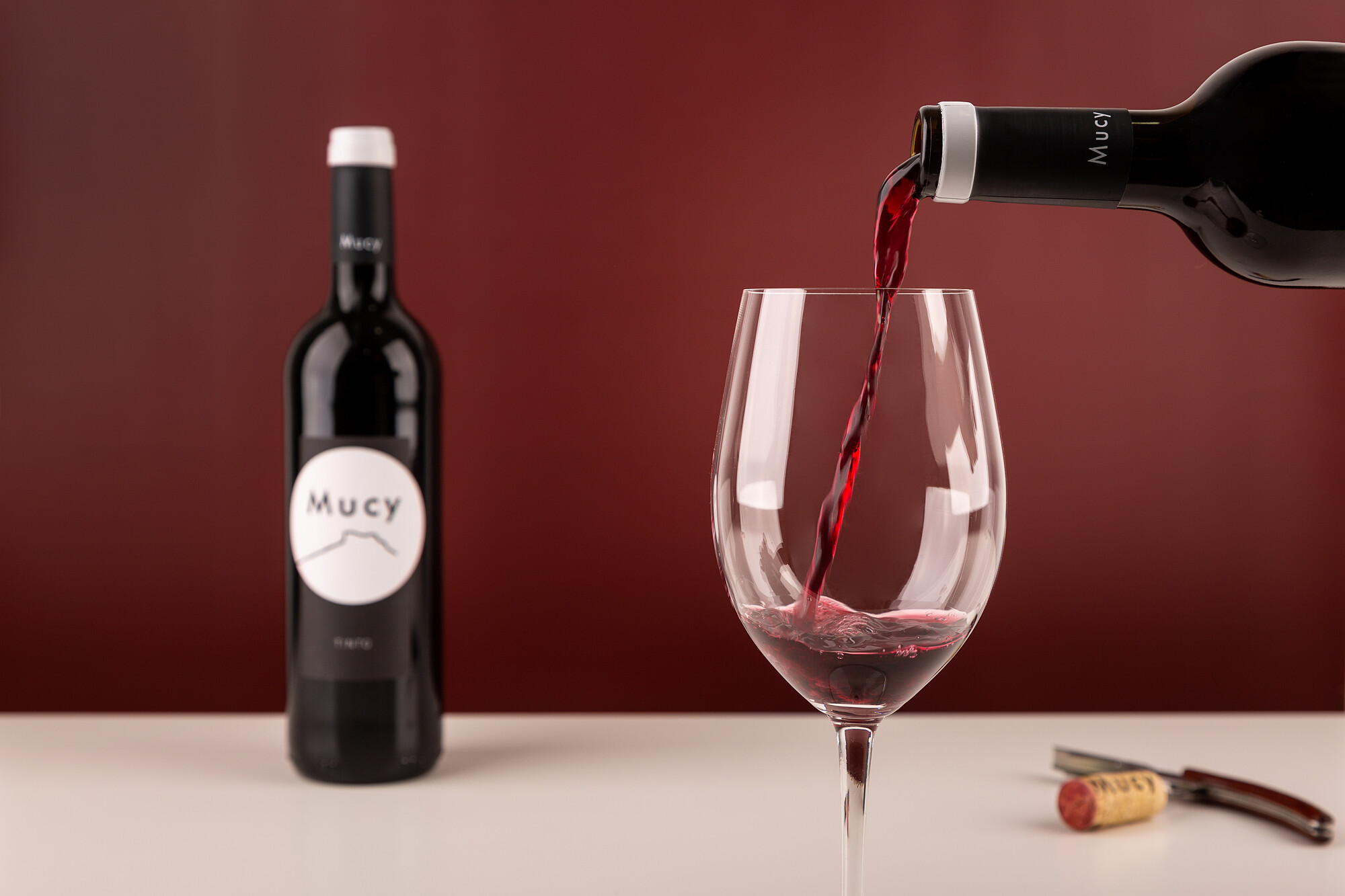 Fotógrafo de bodegas en Valladolid Diego Rayaces, fotógrafo en Valladolid, España - tinto-mucy-4.jpg