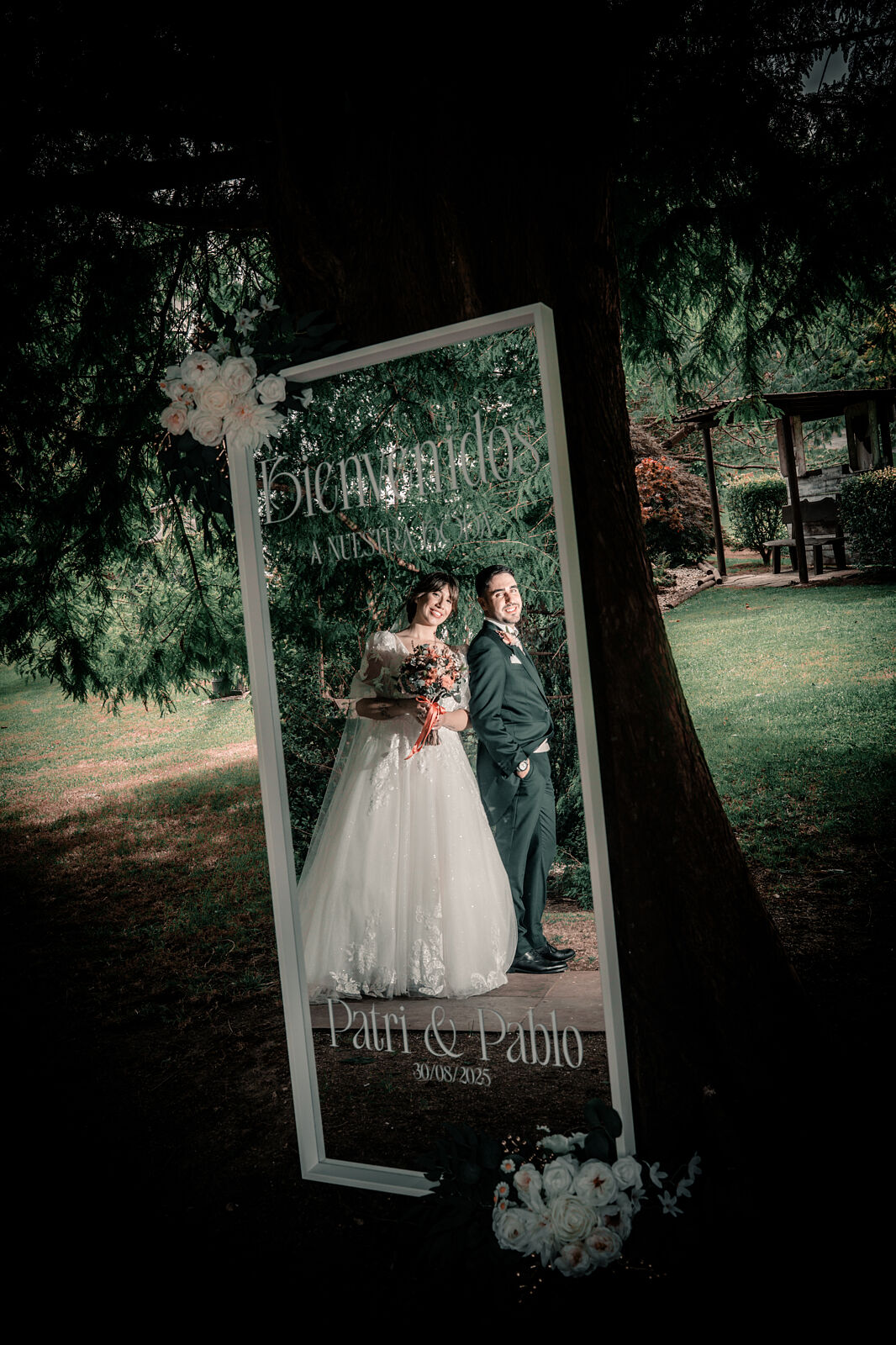 Rafael Guerra Lopez - importancia-usar-camaras-instantaneas-photocall-bodas-2-ts20260226112251112040.jpg